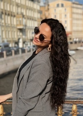 Екатерина из Саратова 36 лет
