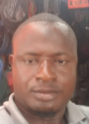 Mamadoudiallo, 26, République de Guinée, Siguiri