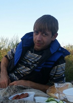 Виктор, 36, Россия, Грязи