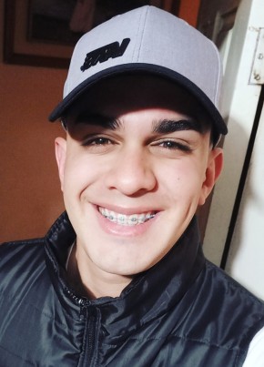 Alfonso, 23, República del Ecuador, Quito