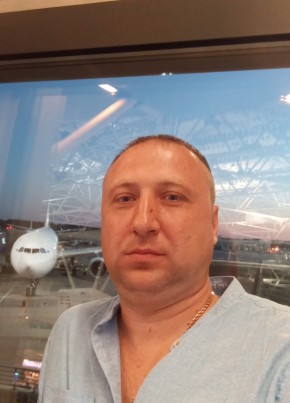 Konstantin, 43, Russia, Moscow
