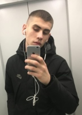 Дмитрий из Ульяновска 24 года