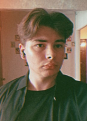 Илья из Острова 20 лет