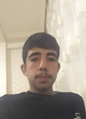 İbrahim, 20, Türkiye Cumhuriyeti, Suruç