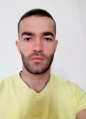Doni, 28, Republika e Kosovës, Prishtinë