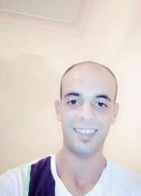 charef, 37, People’s Democratic Republic of Algeria, Mostaganem