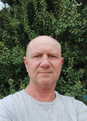 Сергей из Красноармейскаи 52 года