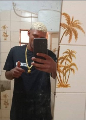 Matheus из Varginha 23 года