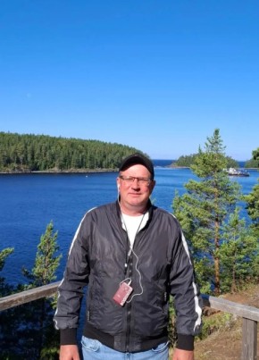 Сергей из Красногорска 51 год