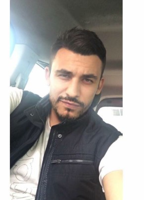 Arslan Cihan, 29, Türkiye Cumhuriyeti, Gemlik