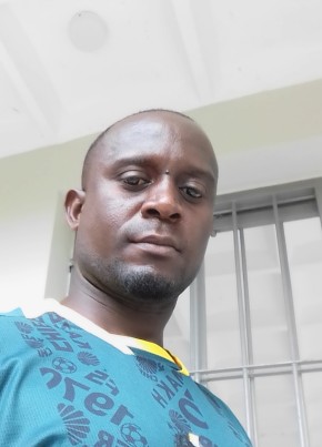 SHACK из Dodoma 36 лет
