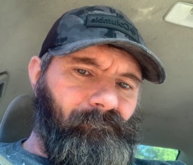 bb, 40, Memphis