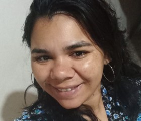 Cari, 33, Concordia