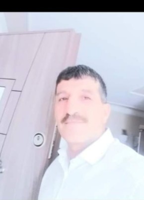 Ahmet Kocabay, 38, Türkiye Cumhuriyeti, Beylikdüzü