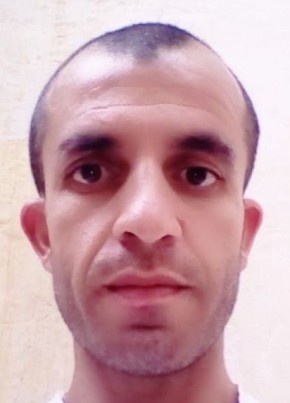 Hamza , 37, People’s Democratic Republic of Algeria, Aïn Oussera