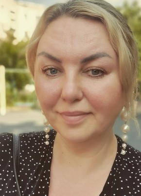 Юлия, 41, Россия, Молодёжное