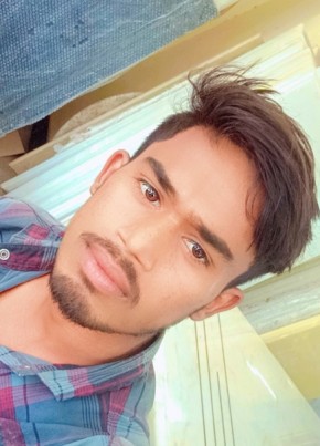 VIJAY Kumar, 18, India, New Delhi