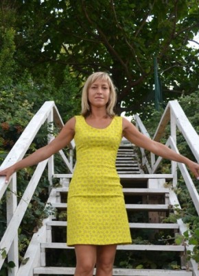 Anya, 48, Russia, Saint Petersburg