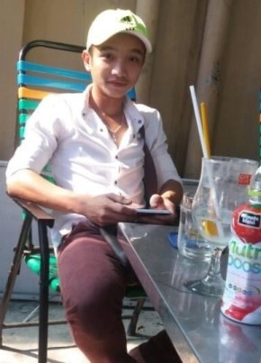 Kikarik, 33, Công Hòa Xã Hội Chủ Nghĩa Việt Nam, Đà Nẵng