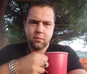 Aleksey, 38, Breda