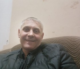 Viktor, 47, Orenburg