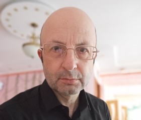 Artur, 55, Neman