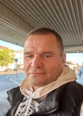Александр из Малой Вишеры 44 года