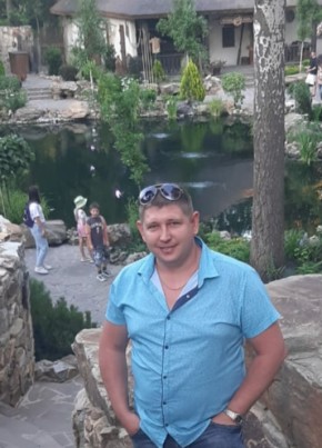 Олег, 37, Россия, Шахты