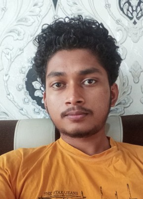 Pranesh Biswas, 22, India, Ahmedabad