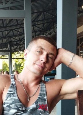 Олег из Полтавы 42 года