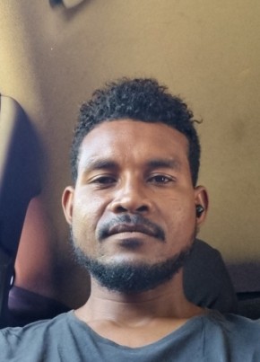 Adolf hitla, 30, Papua New Guinea, Port Moresby
