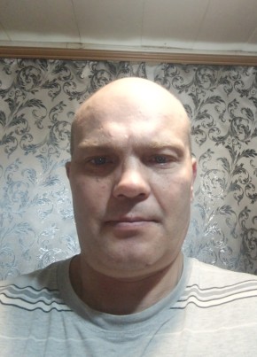 Дмитрий из Красной Горбатки 48 лет
