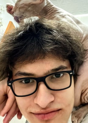 Камиль из Анапы 18 лет