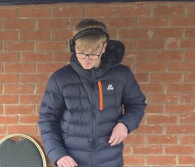 Ethan, 18, Liverpool