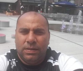 Divaka, 43, Mortsel