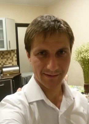 Роман, 41, Россия, Санкт-Петербург