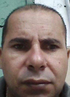 Yovani Escalona, 49, República de Cuba, La Habana