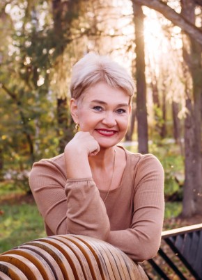 Елена из Екатеринбурга 48 лет