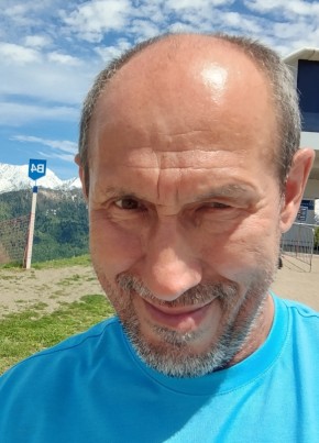 Андрей из Адлера 46 лет