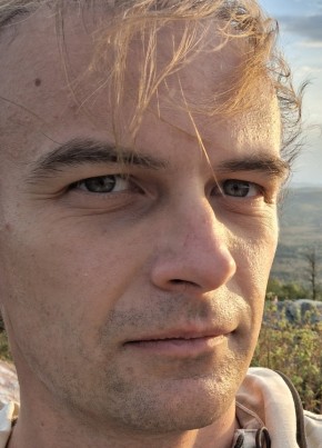 Артём из Челябинска 34 года