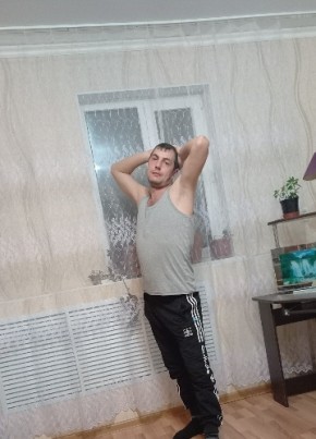 Мусик Игнатов, 34, Россия, Гиагинская