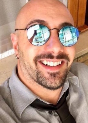 Luca, 37, Repubblica Italiana, Marano di Napoli