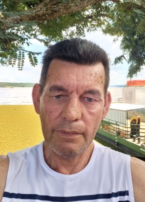 Alves, 57, Brazil, Alfenas