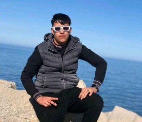 Yasina boos, 22, Algiers