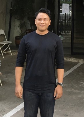 Deden, 29, Indonesia, Djakarta