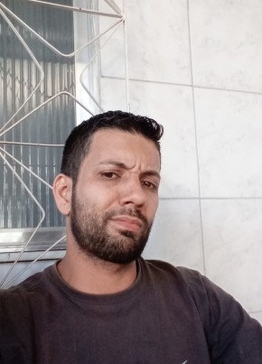 Moisés Nunes из Duque de Caxias 33 года