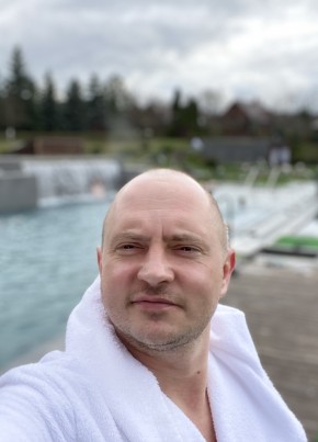 Михаил из Москвы 43 года