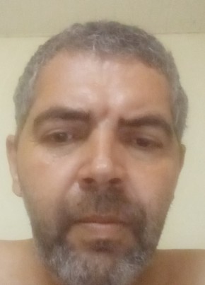 Basilio, 46, República Federativa do Brasil, Curitiba