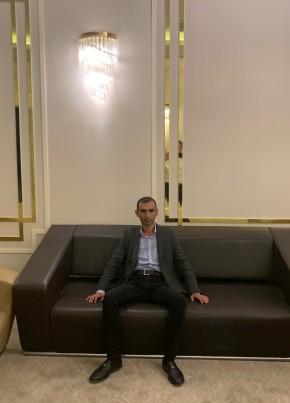 Mahmut Avşar, 40, Türkiye Cumhuriyeti, Alanya