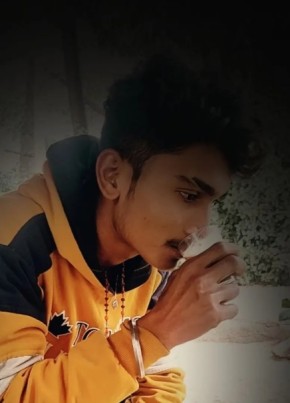 Saurabh Singh, 22, India, Bāruni